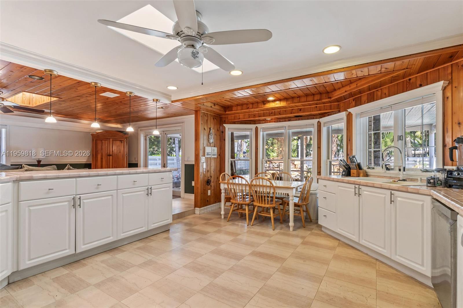 15005 Southwest 148th Street Miami, FL 33196 - Photo 10 of 40