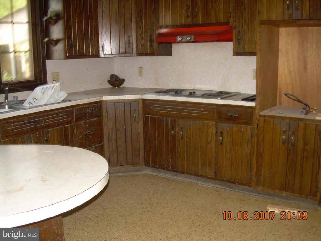 833 Church Road Lebanon, PA 17042 - Photo 3 of 4 Gallery Image 3