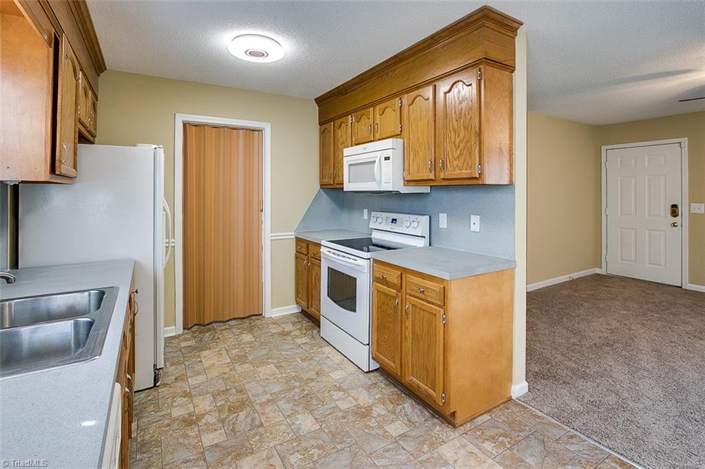 673 Bowers Road Lexington, NC 27292 - Photo 10 of 30 Gallery Image 10