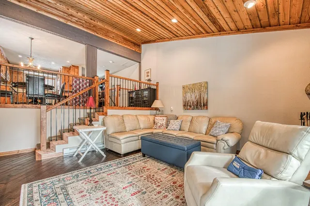 $400,000 | 62687 Huntington Vista Road, Unit 114, Mono Hot Springs, CA 93642