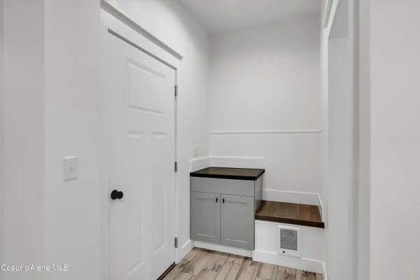 $795,000 | 81 Angelina Way, Oldtown, ID 83822