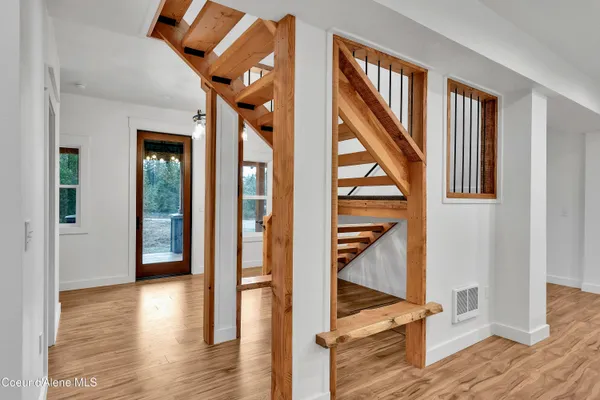 $795,000 | 81 Angelina Way, Oldtown, ID 83822