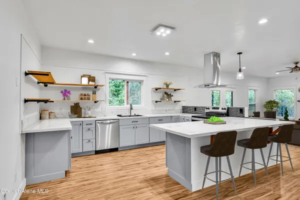 $795,000 | 81 Angelina Way, Oldtown, ID 83822