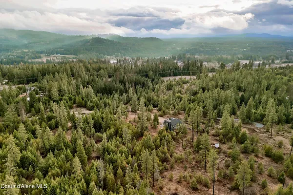 $795,000 | 81 Angelina Way, Oldtown, ID 83822