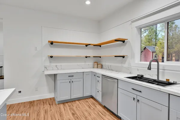 $795,000 | 81 Angelina Way, Oldtown, ID 83822