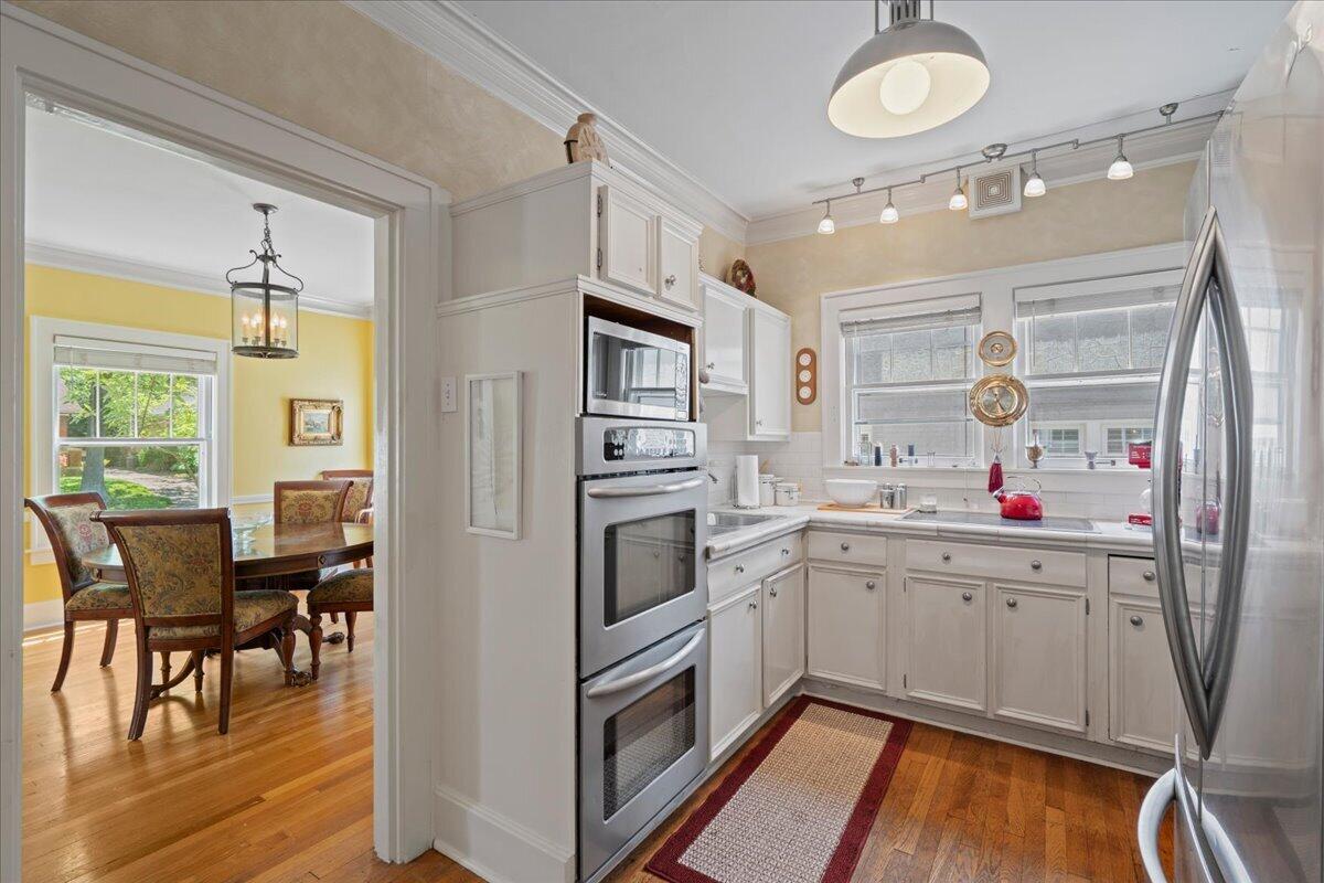 327 Ridgeway Road Lexington, KY 40502 - Photo 14 of 42 13-DSC02916