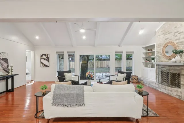 $619,000 | 2505 Comburg Castle Way, Austin, TX 78748