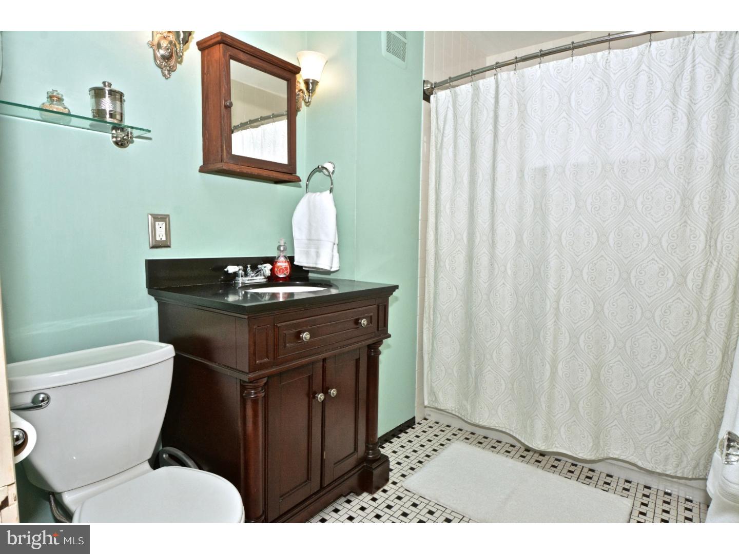 2149 Pennington Road Ewing, NJ 08638 - Photo 14 of 25 Bathroom