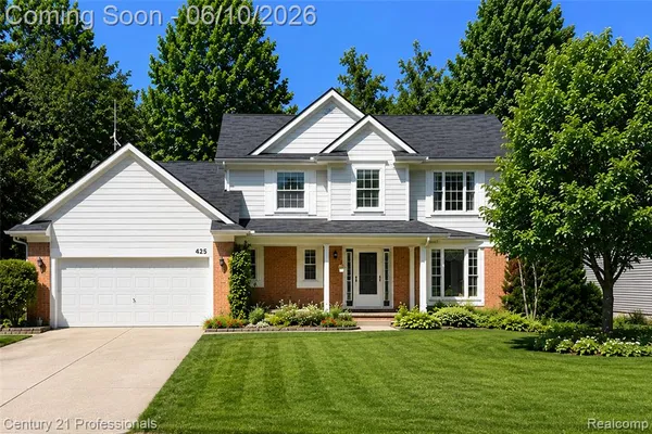 $539,900 | 425 Cherry Grove Lane, Walled Lake, MI 48390