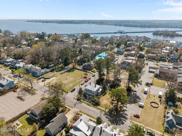 $645,000 | 323 East 2nd Street, Washington, NC 27889