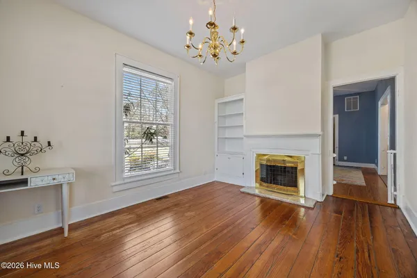 $645,000 | 323 East 2nd Street, Washington, NC 27889