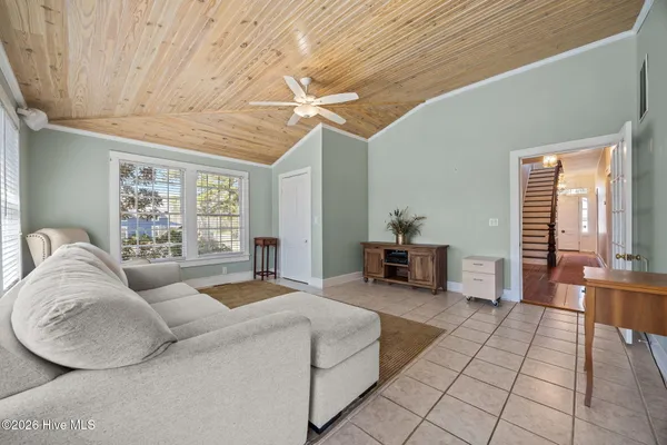 $645,000 | 323 East 2nd Street, Washington, NC 27889