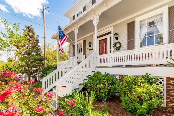 $645,000 | 323 East 2nd Street, Washington, NC 27889