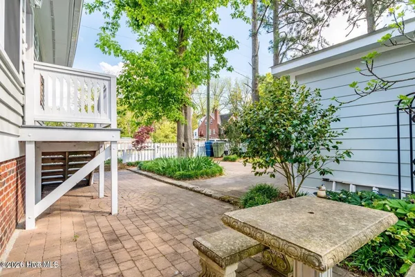 $645,000 | 323 East 2nd Street, Washington, NC 27889