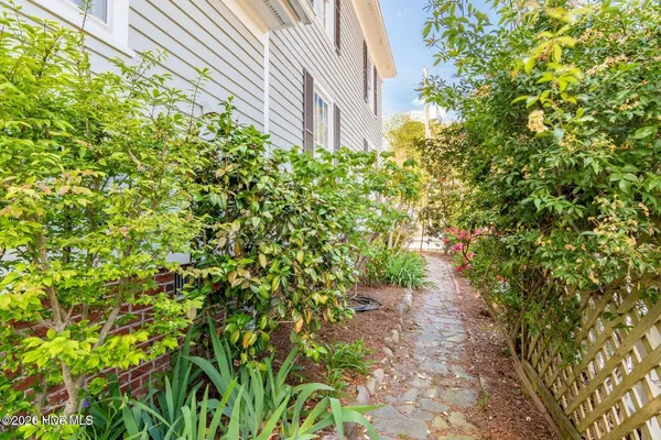 $645,000 | 323 East 2nd Street, Washington, NC 27889