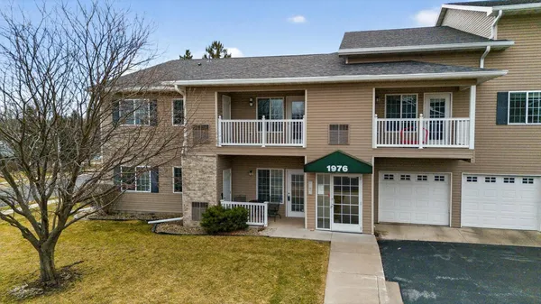 $185,000 | 1976 29th Place Northwest, Unit 104, Rochester, MN 55901