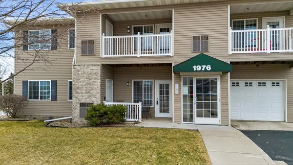 $185,000 | 1976 29th Place Northwest, Unit 104, Rochester, MN 55901