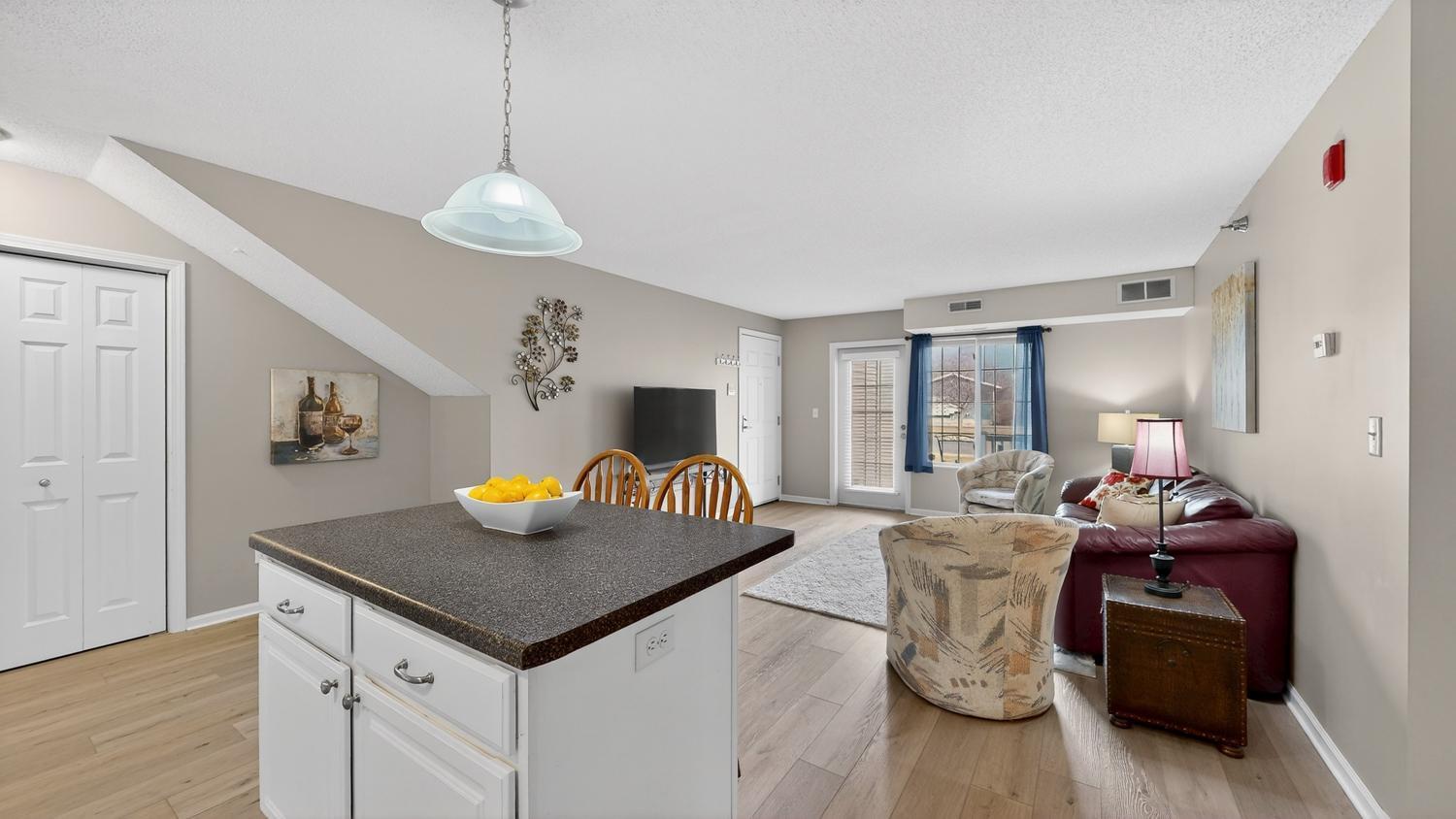 1976 29th Place Northwest, Unit 104 Rochester, MN 55901 - Photo 4 of 24