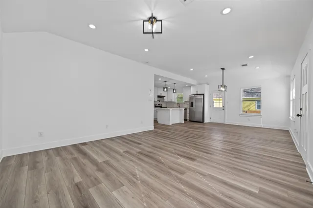 $320,000 | 512 West Jefferson Street, Brenham, TX 77833