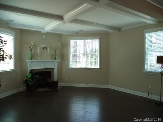 870 Solandra Way, Unit 679 Tega Cay, SC 29708 - Photo 5 of 20 Gallery Image 5