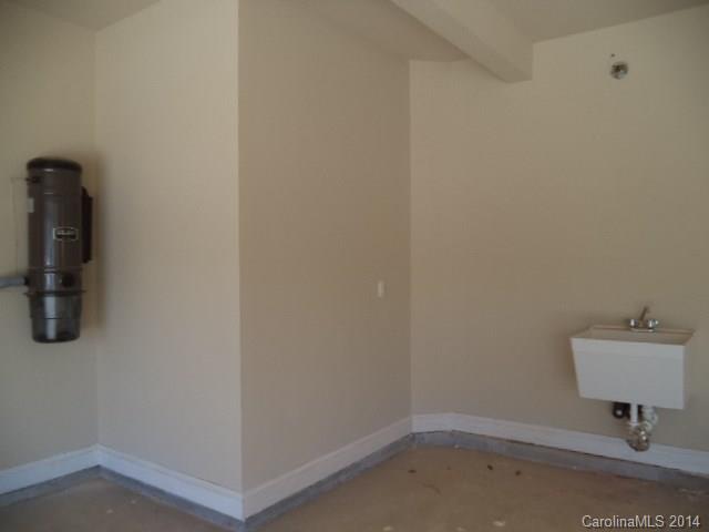 870 Solandra Way, Unit 679 Tega Cay, SC 29708 - Photo 6 of 20 Gallery Image 6