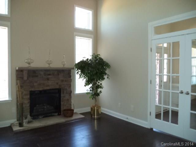 870 Solandra Way, Unit 679 Tega Cay, SC 29708 - Photo 10 of 20 Gallery Image 10
