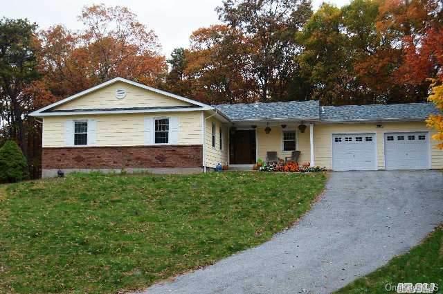 7 Kastal Court Ridge, NY 11961 - Photo 1 of 1 Front View