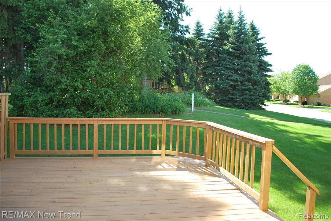 22270 River Ridge Trail, Unit 67 Farmington, MI 48335 - Photo 12 of 15 REAR DECK