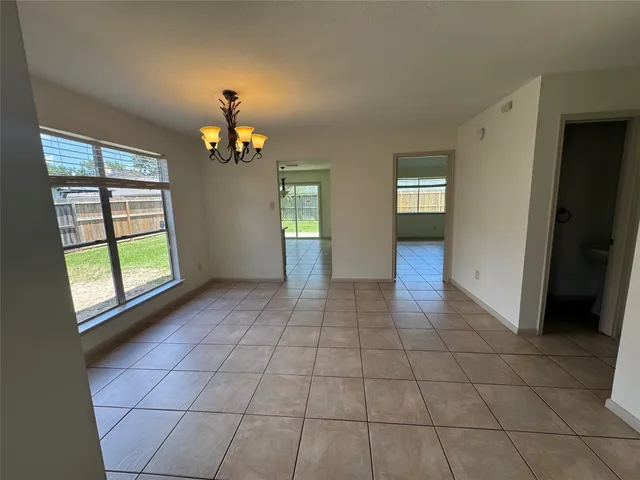 $2,000 | 6810 Creek Village Drive, Katy, TX 77449