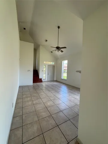 $2,000 | 6810 Creek Village Drive, Katy, TX 77449