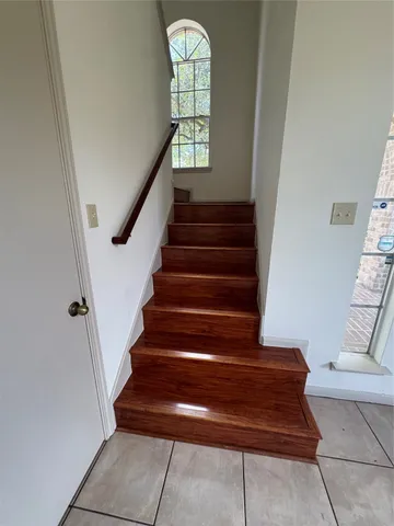 $2,000 | 6810 Creek Village Drive, Katy, TX 77449