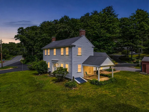 $675,000 | 236 Mendon Street, Upton, MA 01568