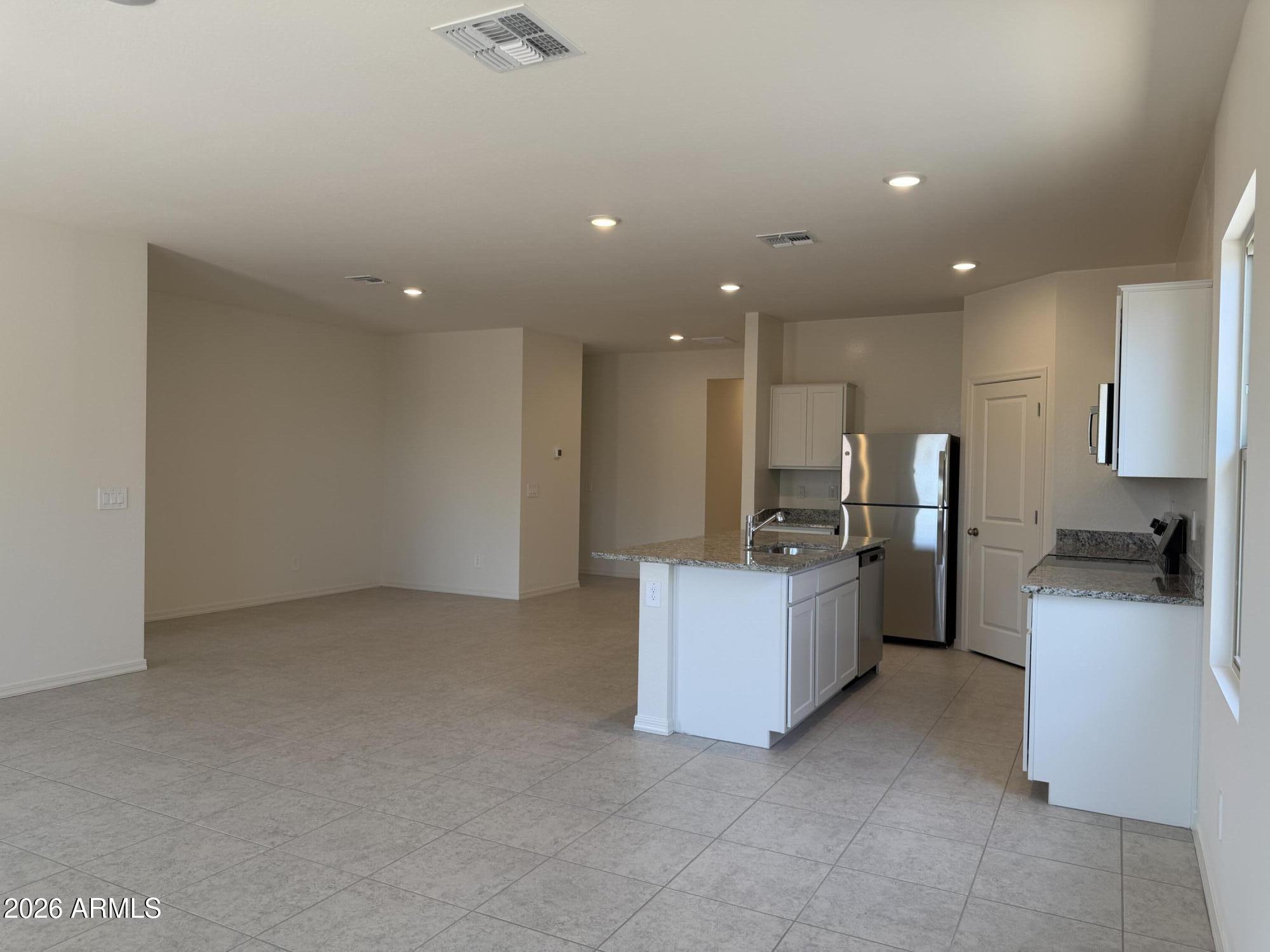 25767 North Boreas Road Florence, AZ 85132 - Photo 8 of 18