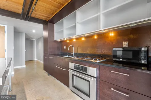 $3,000 | 1101 Washington Avenue, Unit 501, Philadelphia, PA 19147