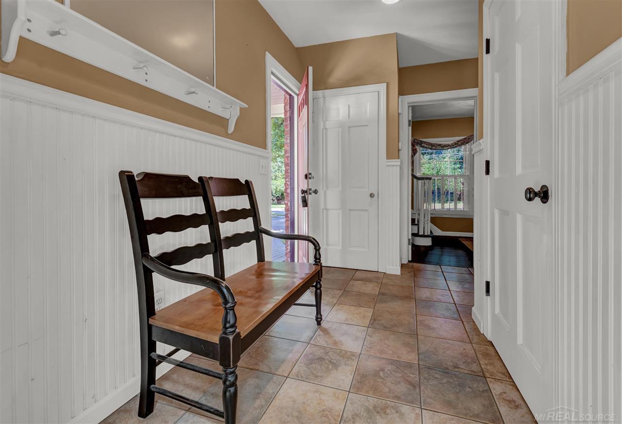 255 Moross Road Grosse Pointe, MI 48236 - Photo 11 of 45 50059730-10.JPG