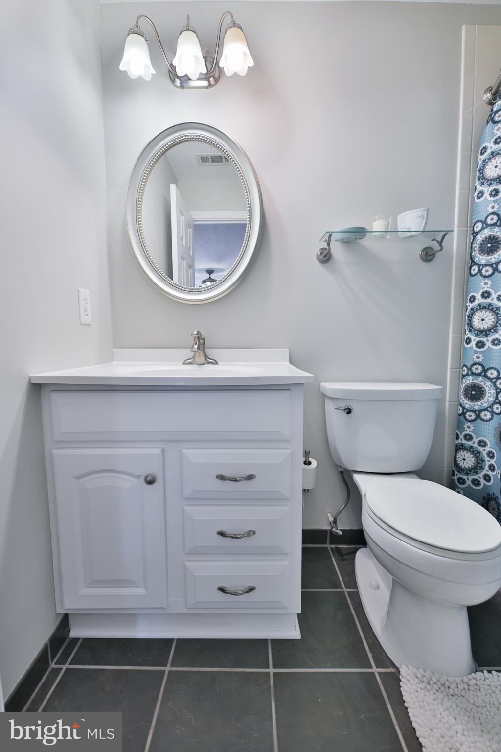 4230 Camp Kaufmann Road Huntingtown, MD 20639 - Photo 18 of 26 Hallway bath
