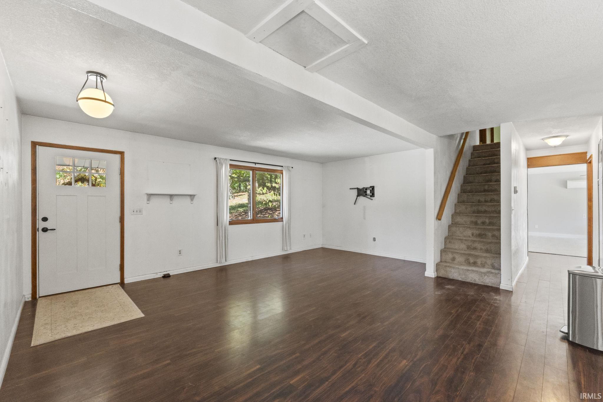 6621 West Shoaff Road Fort Wayne, IN 46818 - Photo 7 of 36 Gallery Image 7