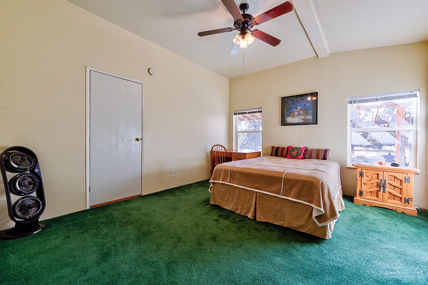 14518 Southwest Chickadee Road Terrebonne, OR 97760 - Photo 15 of 25 Gallery Image 15