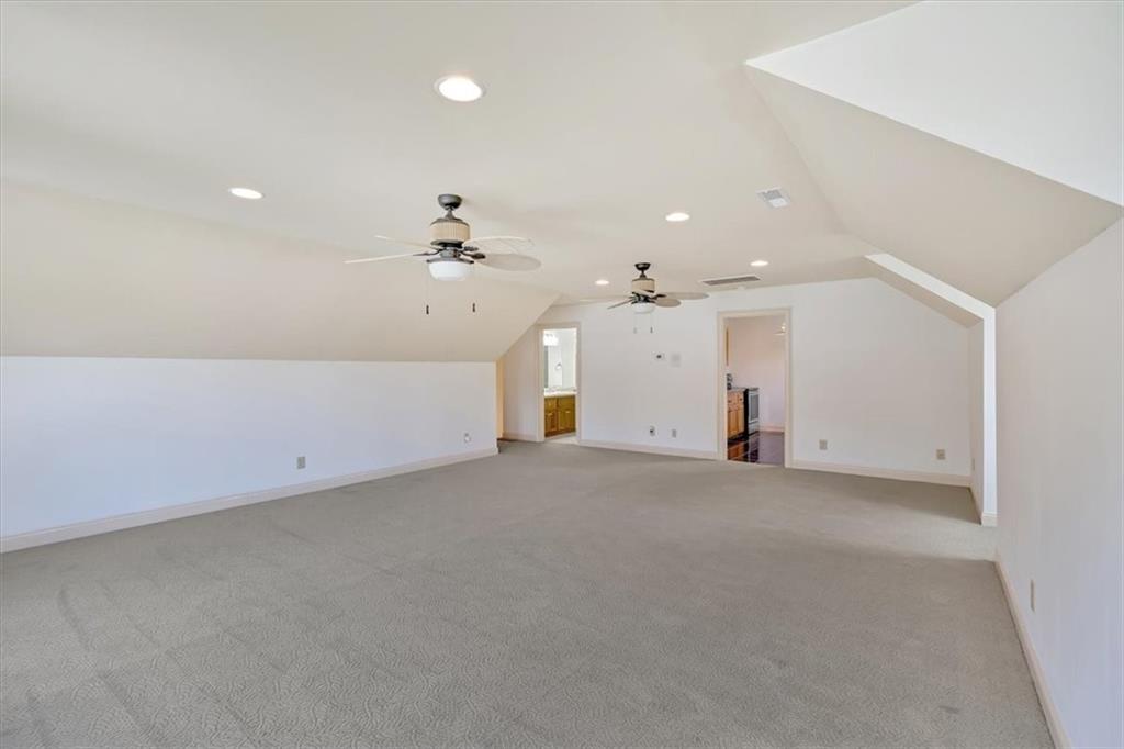 2 Stonebrook Drive Rome, GA 30165 - Photo 29 of 44 an empty room with a bathroom