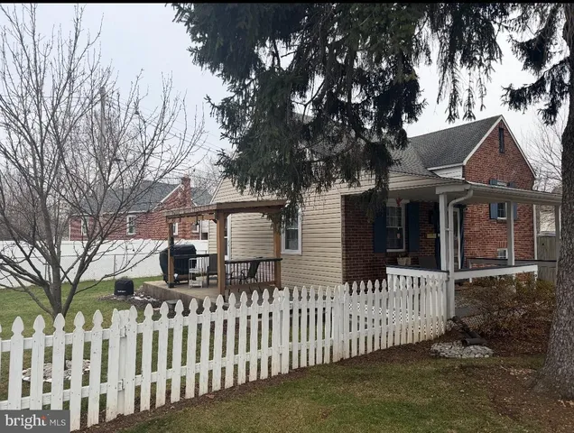 $210,000 | 751 Village Road, York, PA 17404