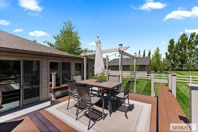 $988,000 | 1595 North 760 East, Shelley, ID 83274