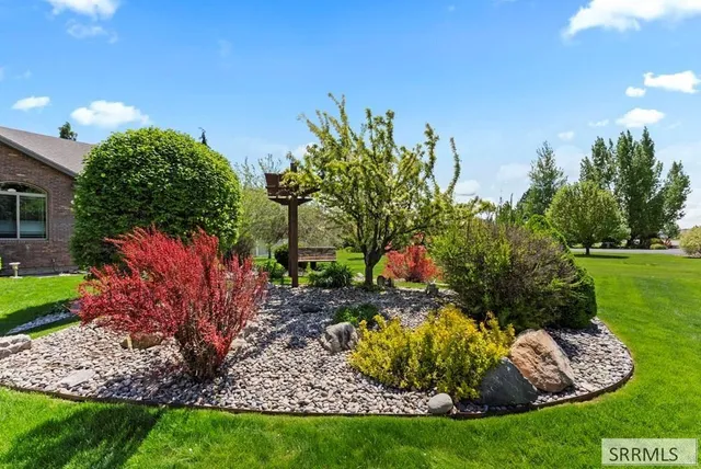 $988,000 | 1595 North 760 East, Shelley, ID 83274