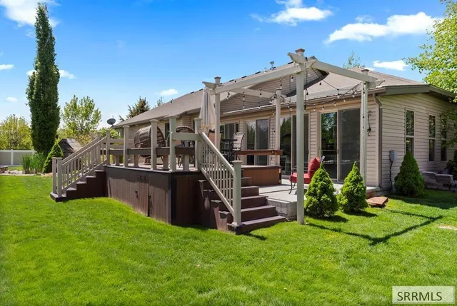 $988,000 | 1595 North 760 East, Shelley, ID 83274
