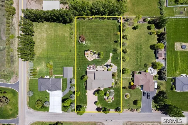 $988,000 | 1595 North 760 East, Shelley, ID 83274