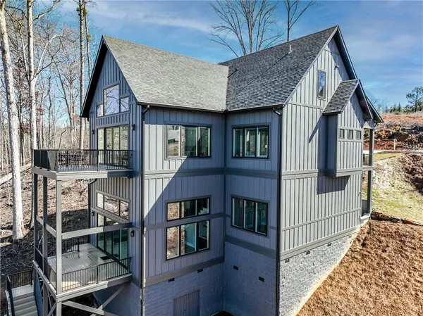 $1,670,000 | 478 Kensington Circle, Seneca, SC 29672