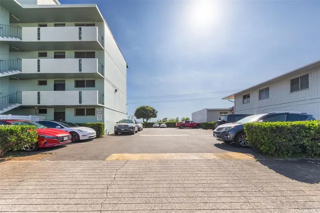 $2,550 | 98-135 Lipoa Place, Unit 104, Aiea, HI 96701
