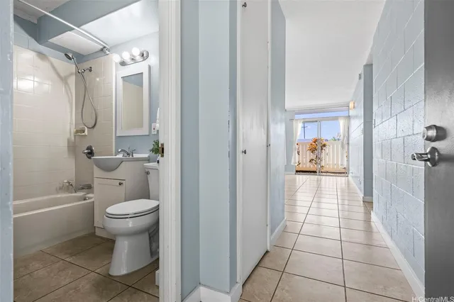 $2,550 | 98-135 Lipoa Place, Unit 104, Aiea, HI 96701