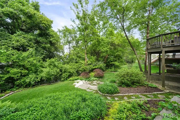 $1,499,000 | 7 Flynn Forest Lane, Glendale, MO 63122