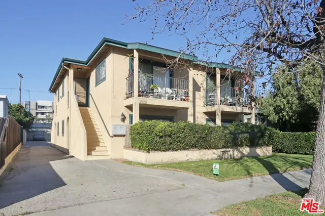 $2,495 | 5429 Troost Avenue, Unit 4, Valley Village, CA 91601