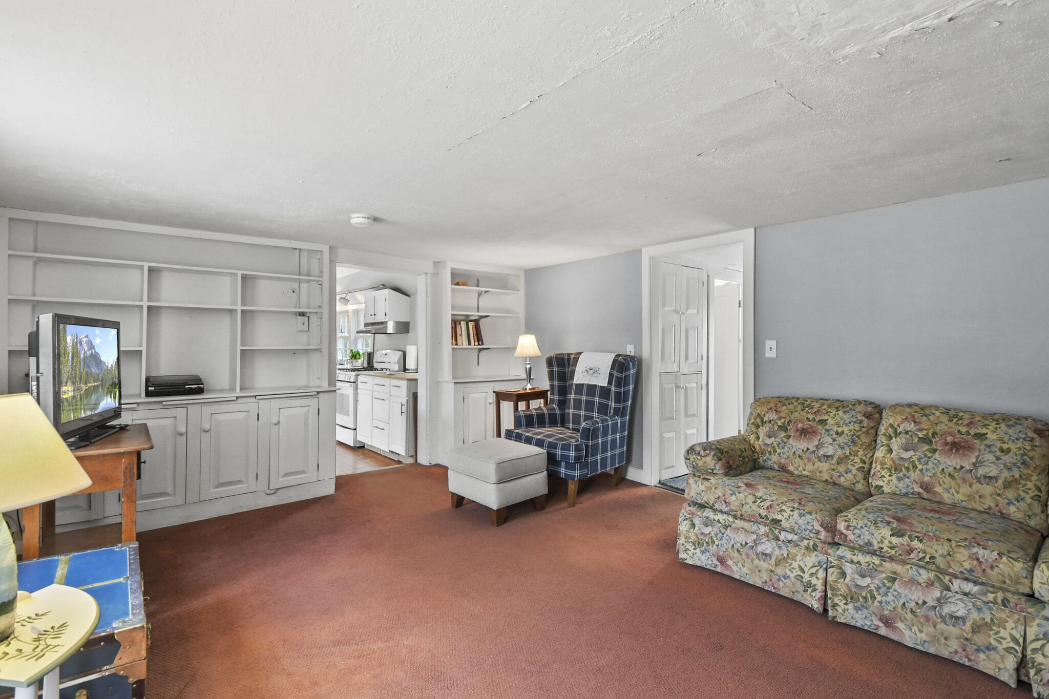 15 Martin Road East Falmouth, MA 02536 - Photo 2 of 22 15 Martin Rd-Done08